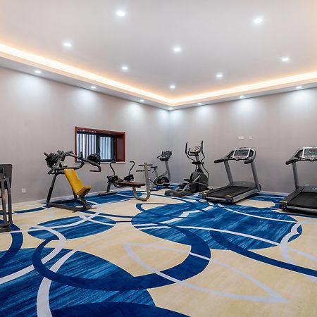 Holiday Inn Express Jinan Jingshi Road, An Ihg Hotel Extérieur photo